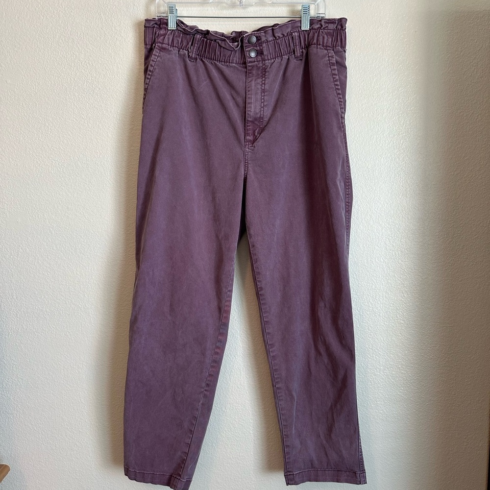 Universal Thread. Purple pants. Cropped.